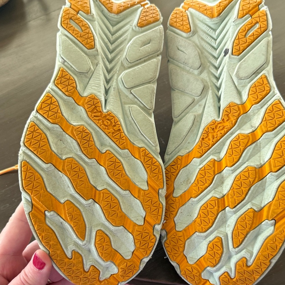 Hoka Clifton size 10 White with Orange/Purple Accents Running Shoes - Picture 5 of 6